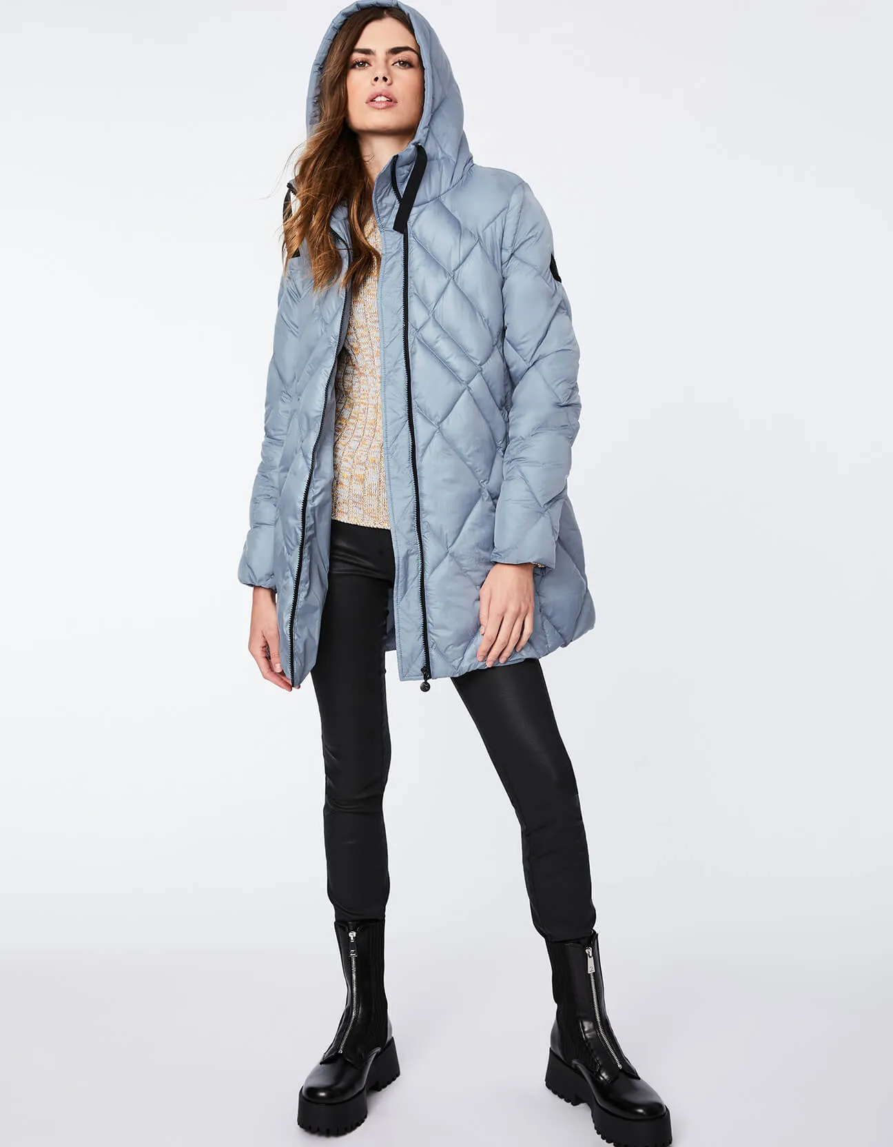 DYNAMIC DIAMOND PUFFER COAT