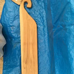 Large serving board with crook handle made from one piece of oak. Oiled. 4204 2967