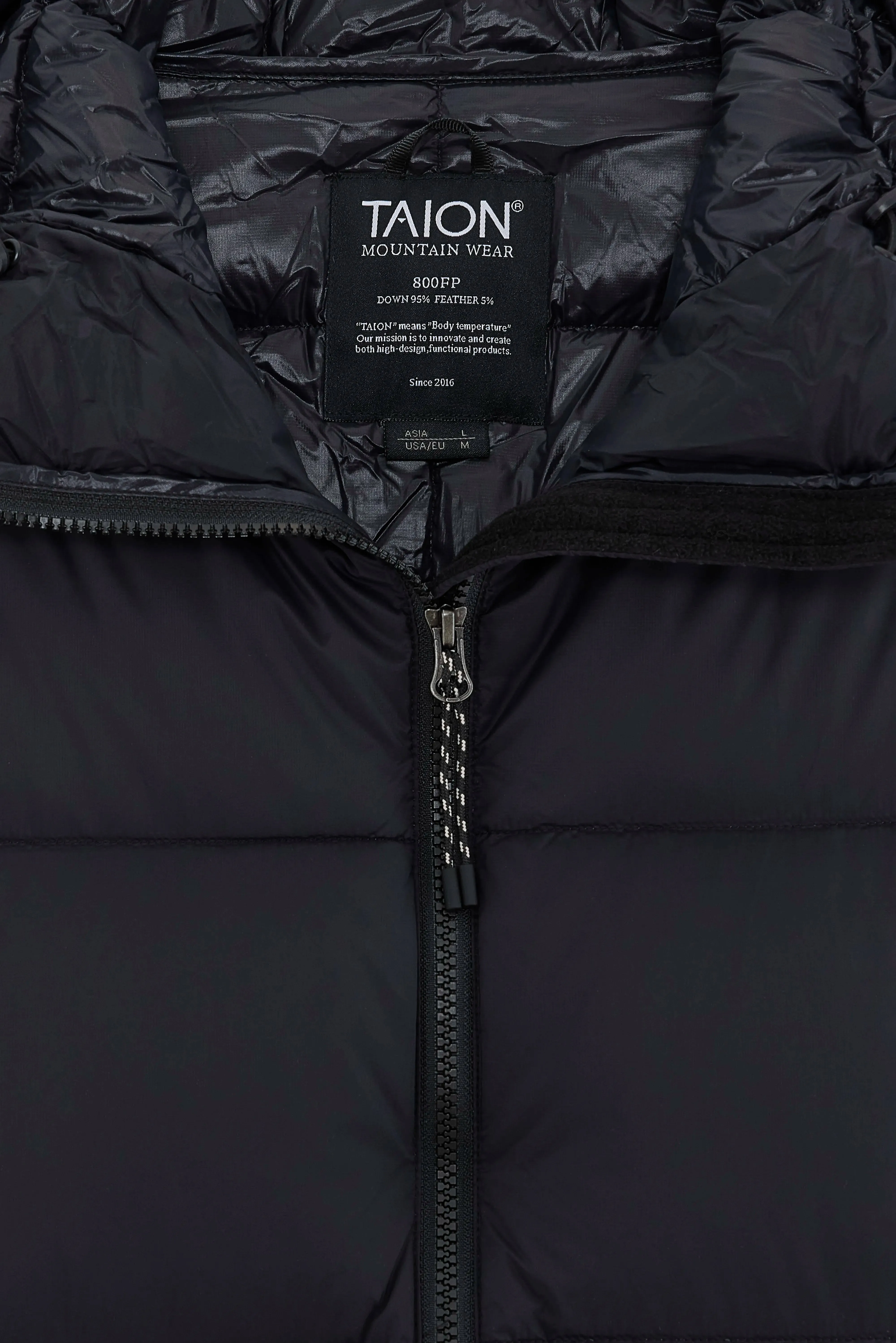 Mountain Packable Volume Hood Down Coat (242 / W / BLACK)