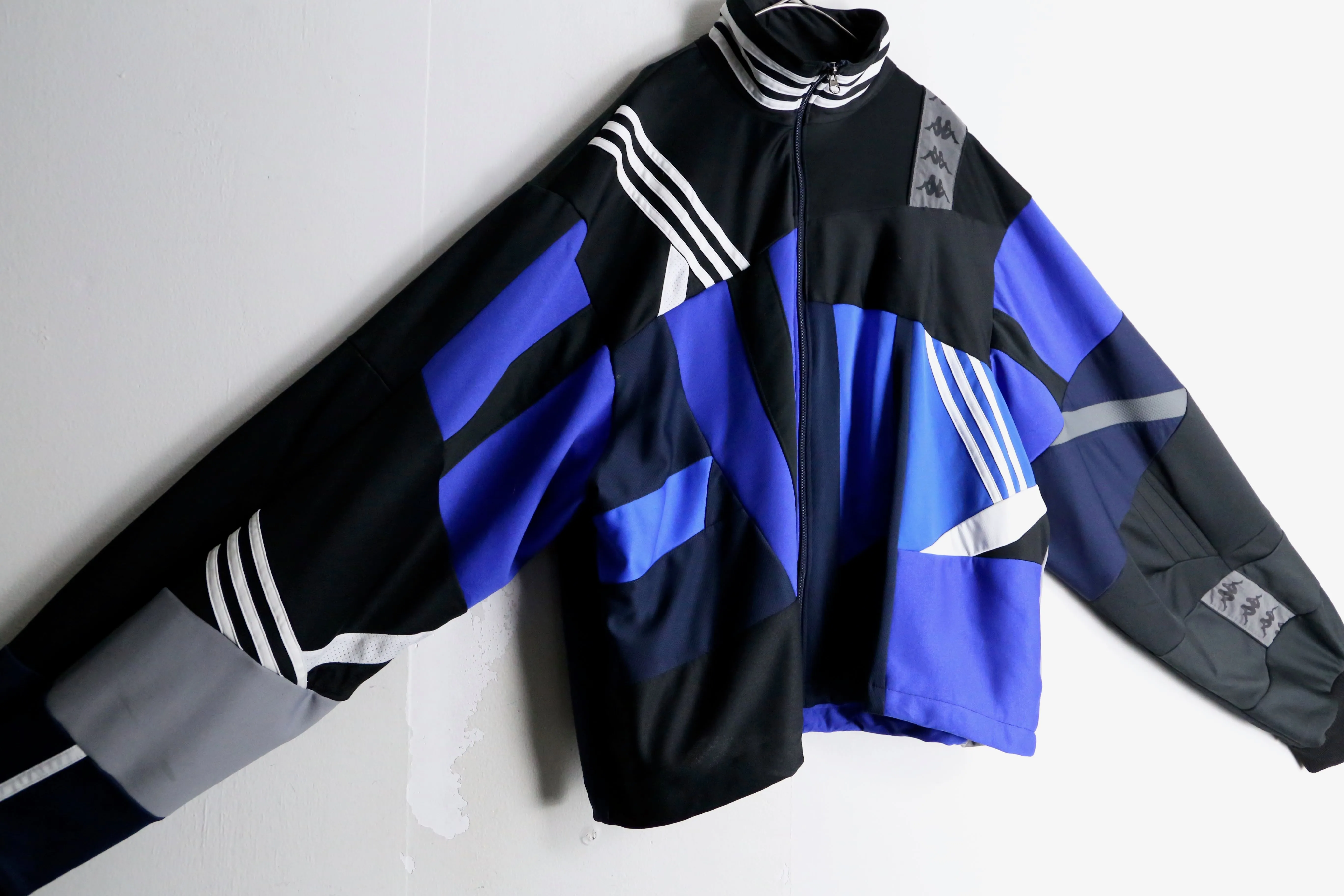 "Re:make" black×blue patchwork track jacket