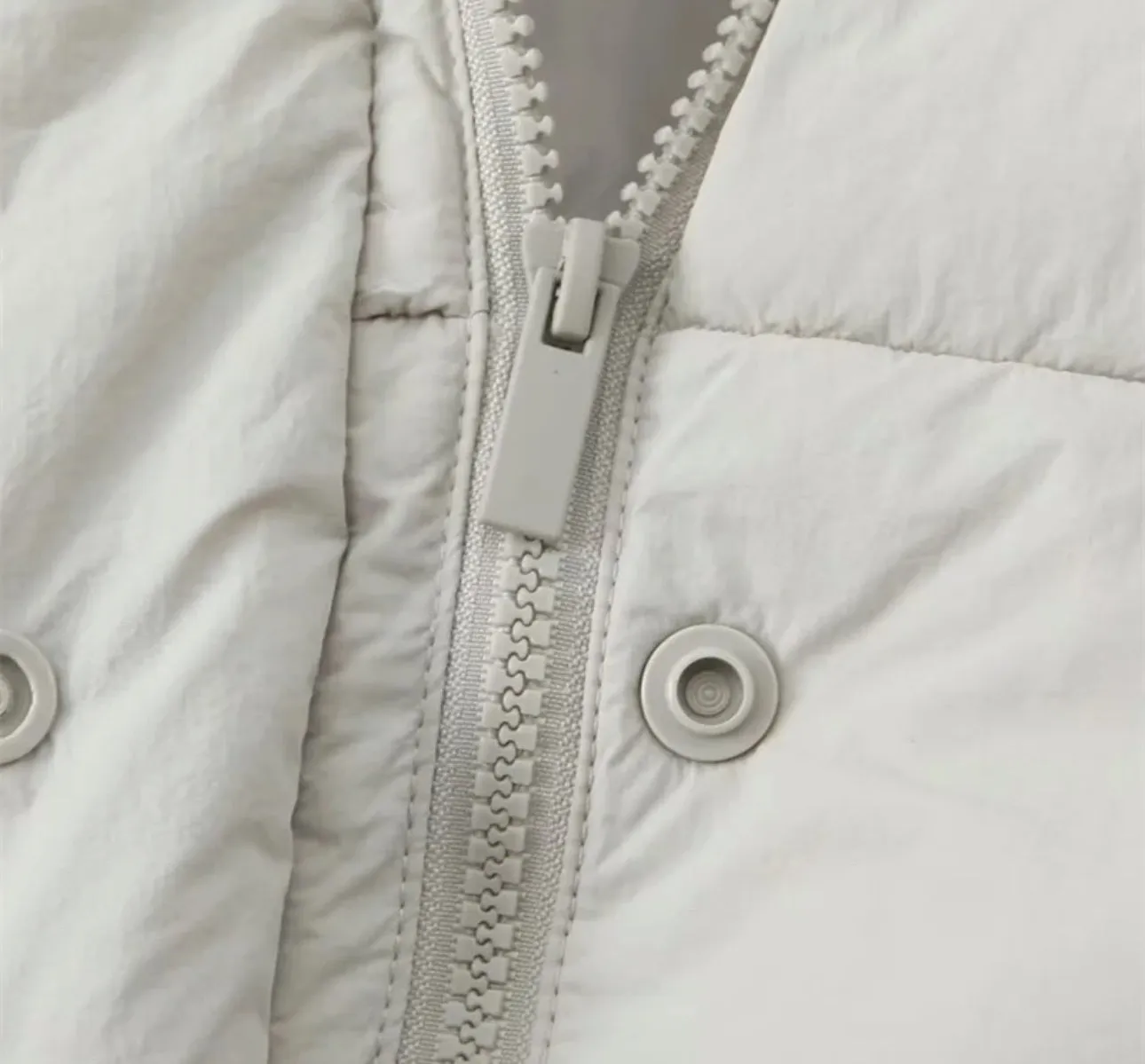 White Cozy Puffer Jacket with Hood