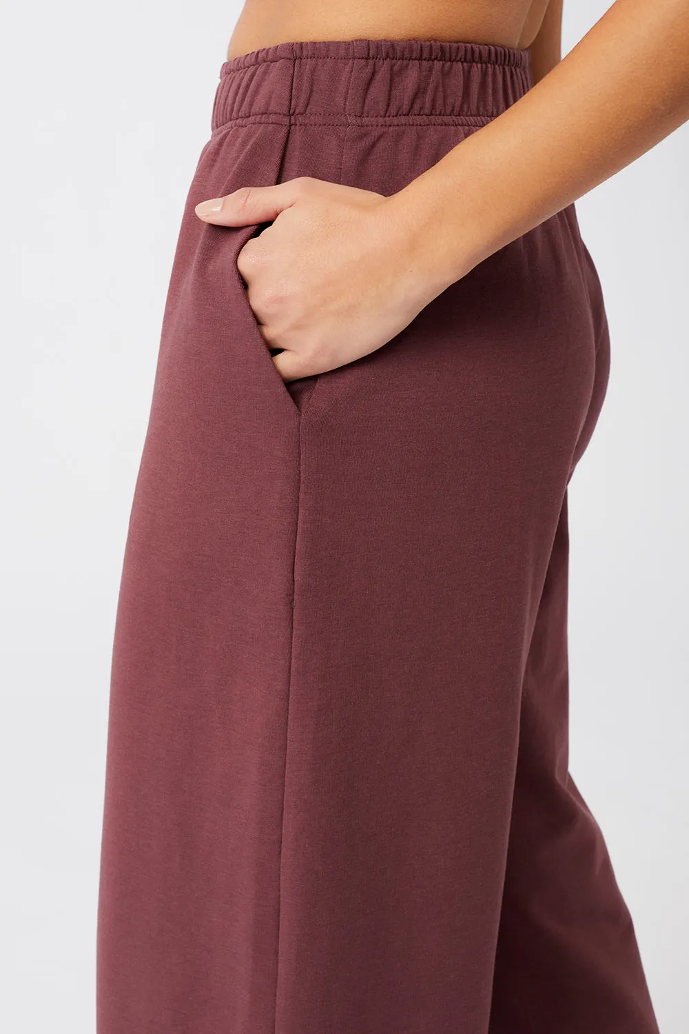 Wide Leg Cropped Ruby