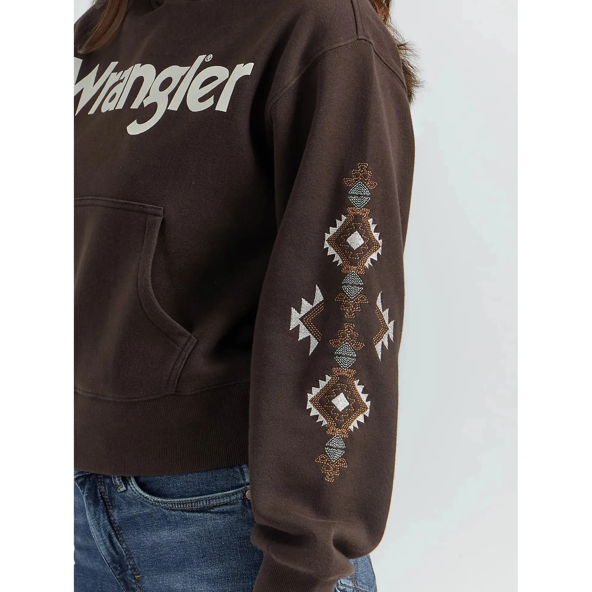 Women's Wrangler Logo Southwestern Embroidered Pullover Hoodie in Chocolate Brown